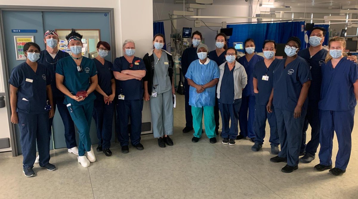 Some of our night staff on CTICU - sleep well you legends 💪🏽😘 #OneTeam @StGeorgesTrust #CTICU #NHSheroes