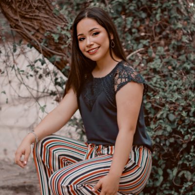 allisonmtz11's tweet photo. #senior20 #NewProfilePic https://t.co/eYcx6WZrYf