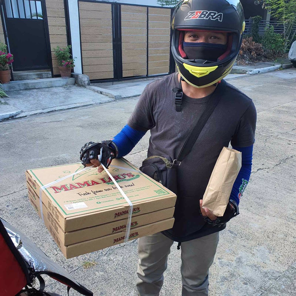 mama_lous's tweet photo. Happy Mon-delivery!๐ค
Surely, this sight will help start your week right.๐ Order online at ๐https://t.co/Uxs84Qeoru or ๐ฑhttps://t.co/pLvbj9UsUE. You may also call our branches directly: https://t.co/pcBbbLex8A
#MamaLous
#MamaCooksItalian
#MamaLousDelivers https://t.co/y0kEcyZz8i