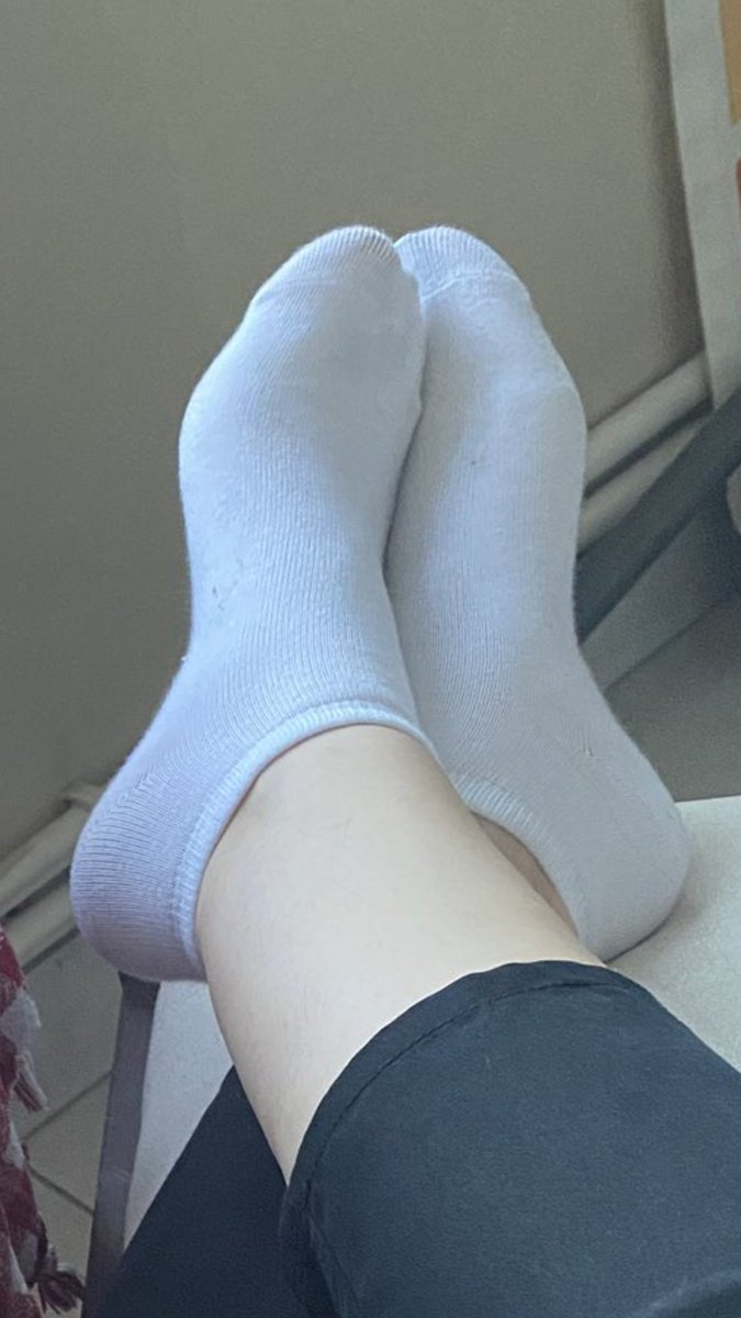 Sedaam bugün evde spor takılıyo👅👅👃