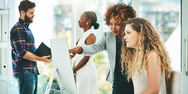 Vous êtes en terminale ? Vous souhaitez devenir apprenti pour suivre des études supérieures ? L’Onisep vous aide à finaliser vos choix d’#orientation et à rechercher un employeur, dans son dossier spécial #apprentissage ! bit.ly/3fKoGI3