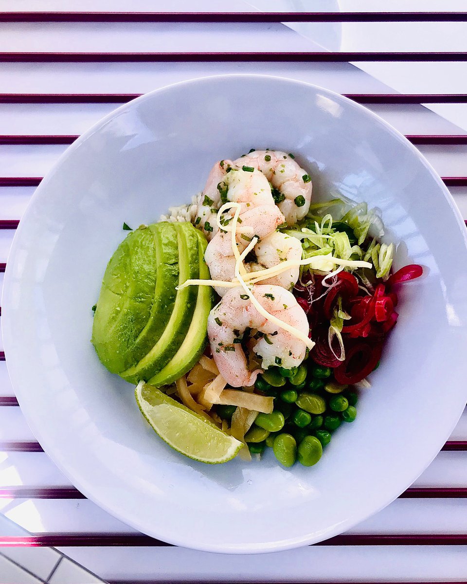 With a heatwave expected this week, light and refreshing lunches are on the menu. So how about this:
Shrimp Poke - brown rice, ginger, edamame, avocado, pickled shallots, lime.
If this has your tastebuds tingling, message us for the full recipe! 
#CWathome #clementworrallevents