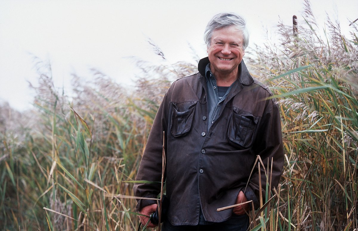 WATCH NOW! For 5 decades Richard Mabey has been a pioneering voice in modern nature writing. His memoir ‘Nature Cure’ describes how reconnecting with the wild helped him break free from debilitating depression. He joined Jon Cook at #UEALitFest in 2009 >>> uea.ac.uk/bacw/litfest