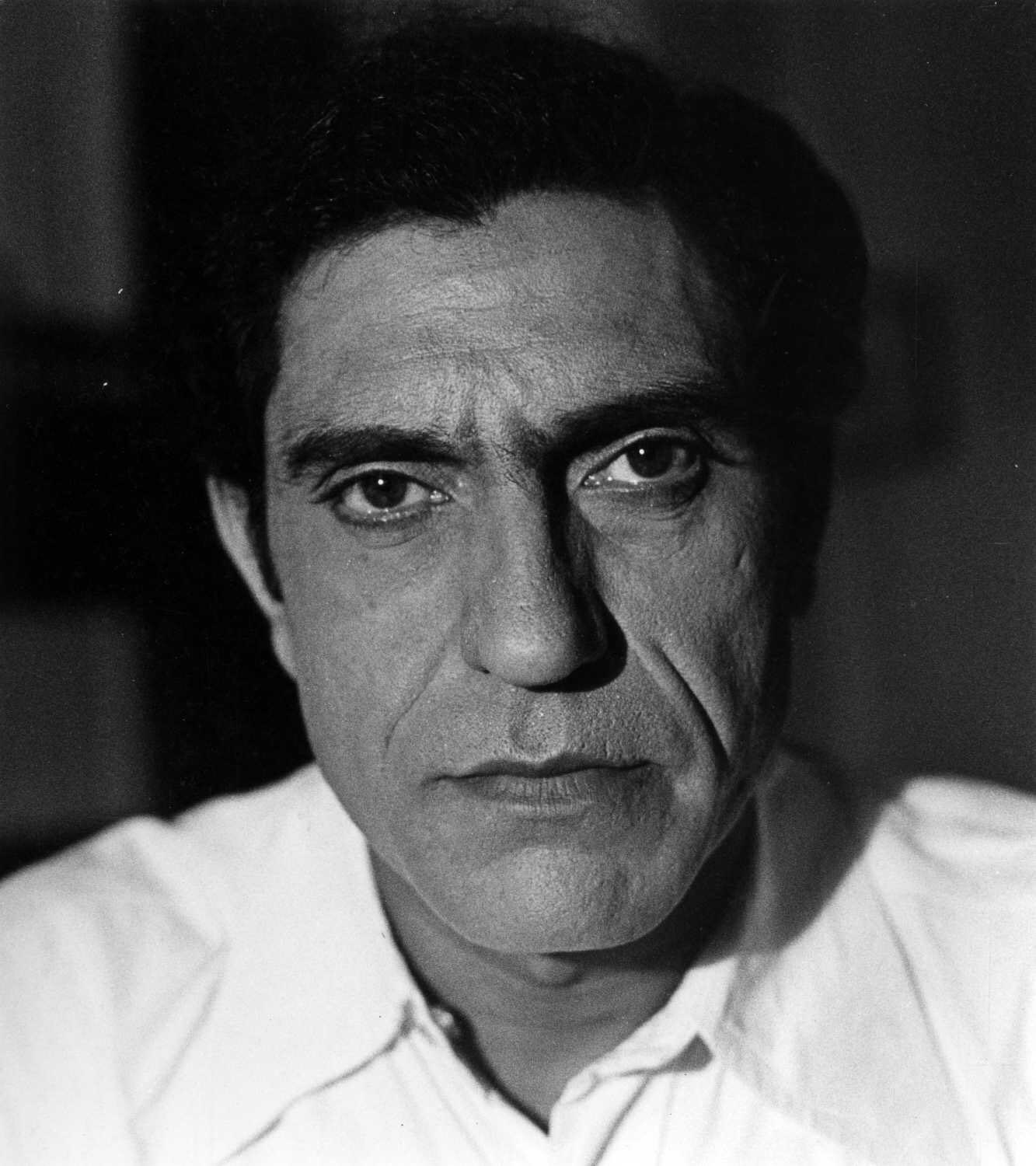 Happy birthday Amrish Puri. Fantastic actor and a wonderful orator. 