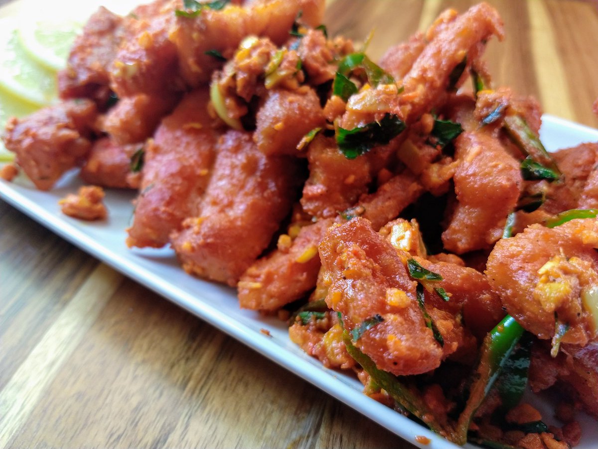 AnnamYumm's tweet photo. Spicy Fish Apollo
#homemade #spicy #tasty #foodie #indianfood #Hyderabadi #apollofish  #YummAnnam #fish

Video Link : https://t.co/yI6JD0IKkR https://t.co/lSEMHI5T9O