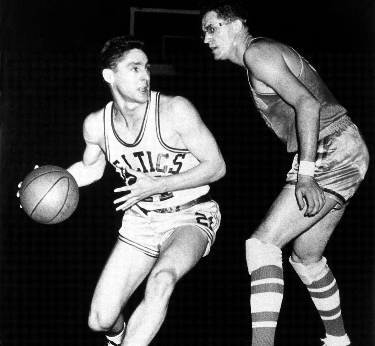 1955 All Star MVP - Bill Sharman.1955 All Star Game Stats: 15pts, 4rbd, 2ast. 50 FG%, 100 FT%.Sharman is one of the most efficient little men in NBA history. Standing just 6'1, Sharman led the NBA in FT% 7 times, shooting under 85% from the line just once in 11 seasons.