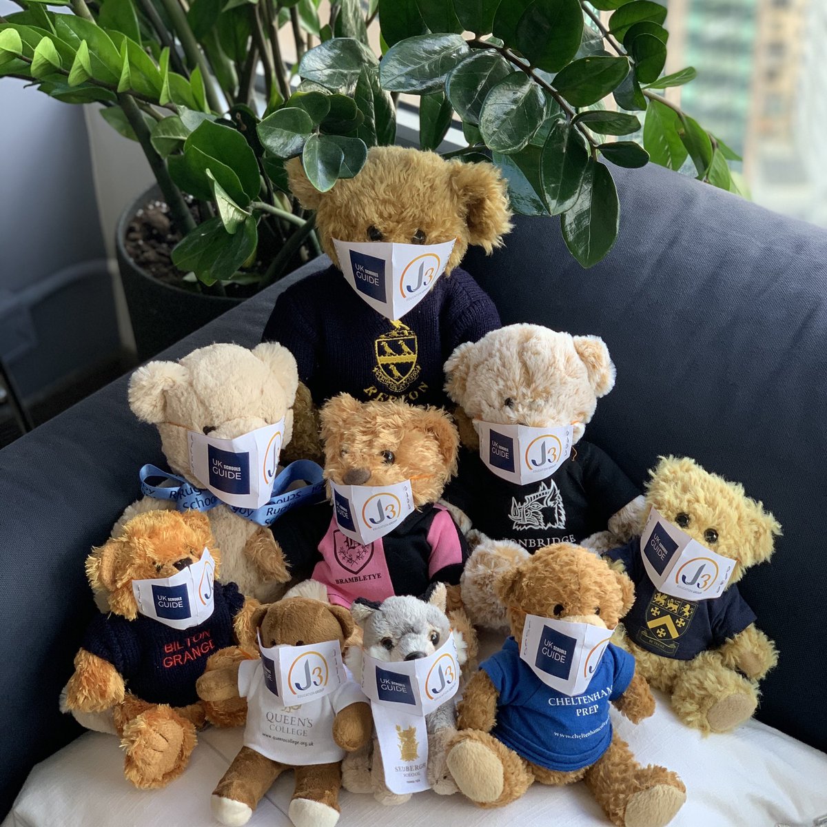 ukschoolsguide's tweet photo. The reuseable masks for all the boarding students at UKSG/ @j3education , have been made locally and have arrived in time for the school holidays.

#masks #ukschoolsguide #j3education #school #uk #students #hk #learning #socialdistancing #boarding #staysafe @SedberghSchool https://t.co/TEpt0xcDk7