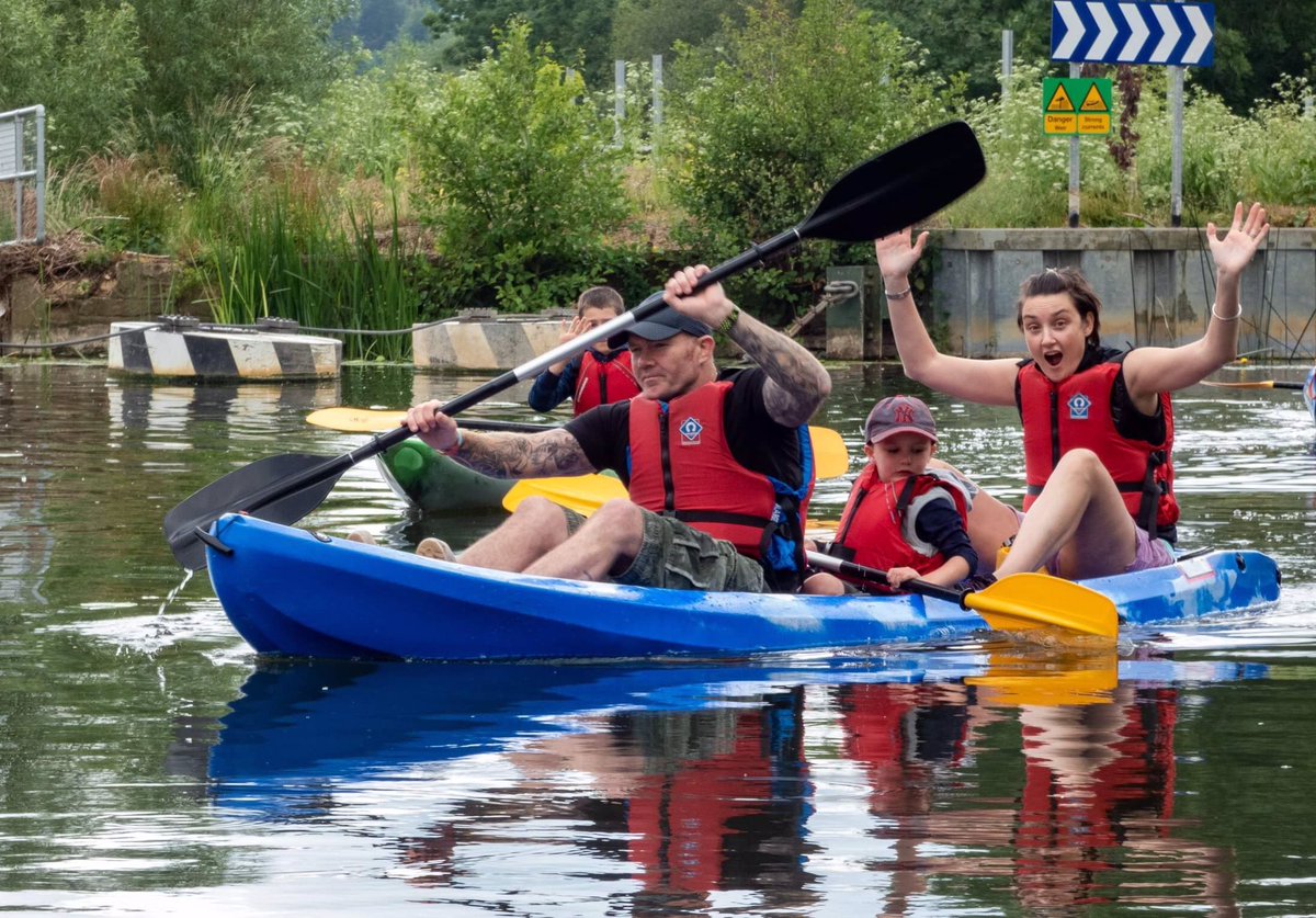 Family fun sessions on the water at Bonkers Activities, it’s a hot week so come and join us bonkersactivities.co.uk/about <a href="/WorcsHour/">#WorcestershireHour® 📢</a> <a href="/WhatsOnWorcs/">Worcestershire What's On</a>