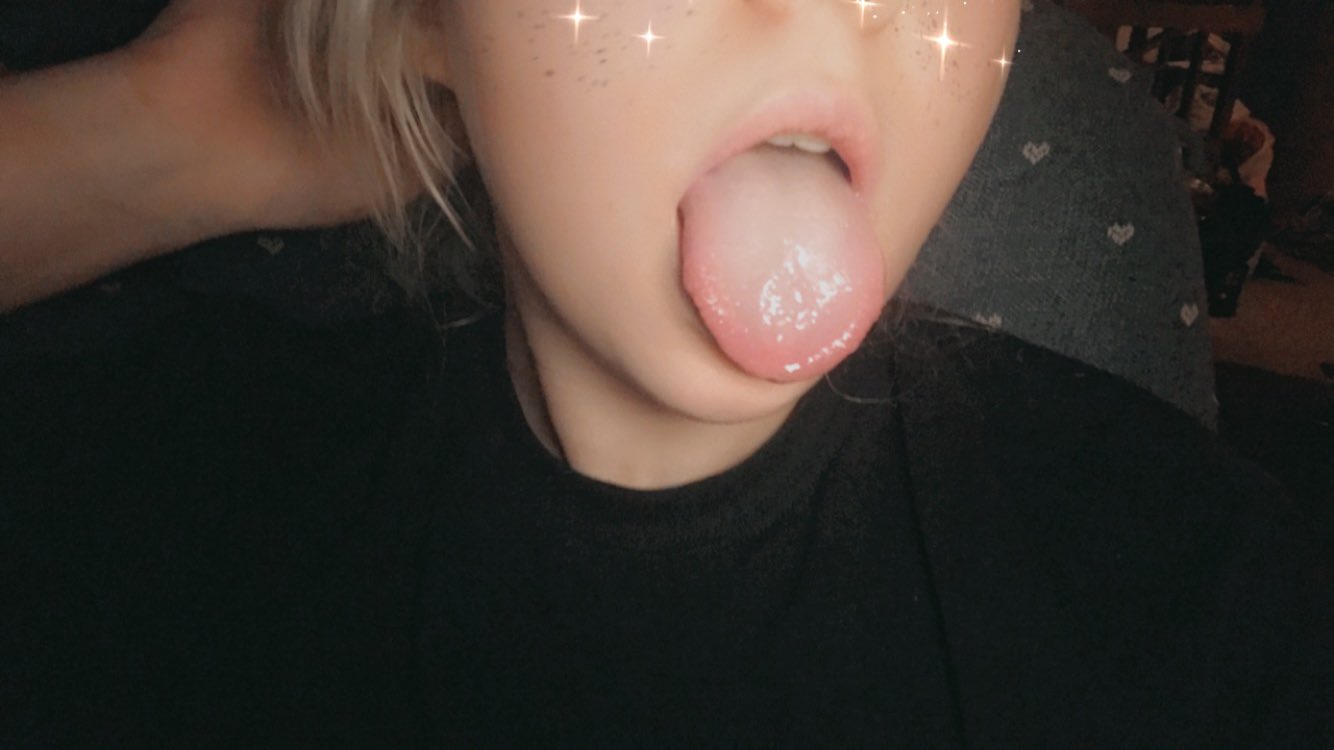 3 pic. I’ve been drinking tonight. Send me a tribute to help mend my inevitable hangover 😂 Onlyfans- 15% off! Only 5.10$ for one month! https://t.co/0qByxiGXT2 Findom • slave • worship • $end • $lave • $lut • $pend • paypig • cashapp • sub • dom goddess • princess • horny https://t.co/NrU8OrQ7MN