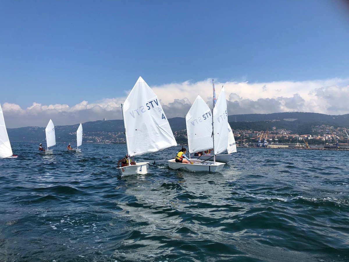 STV_social's tweet photo. Piccolo marinai alla Scuola Vela #STV https://t.co/tAesMDVJ79