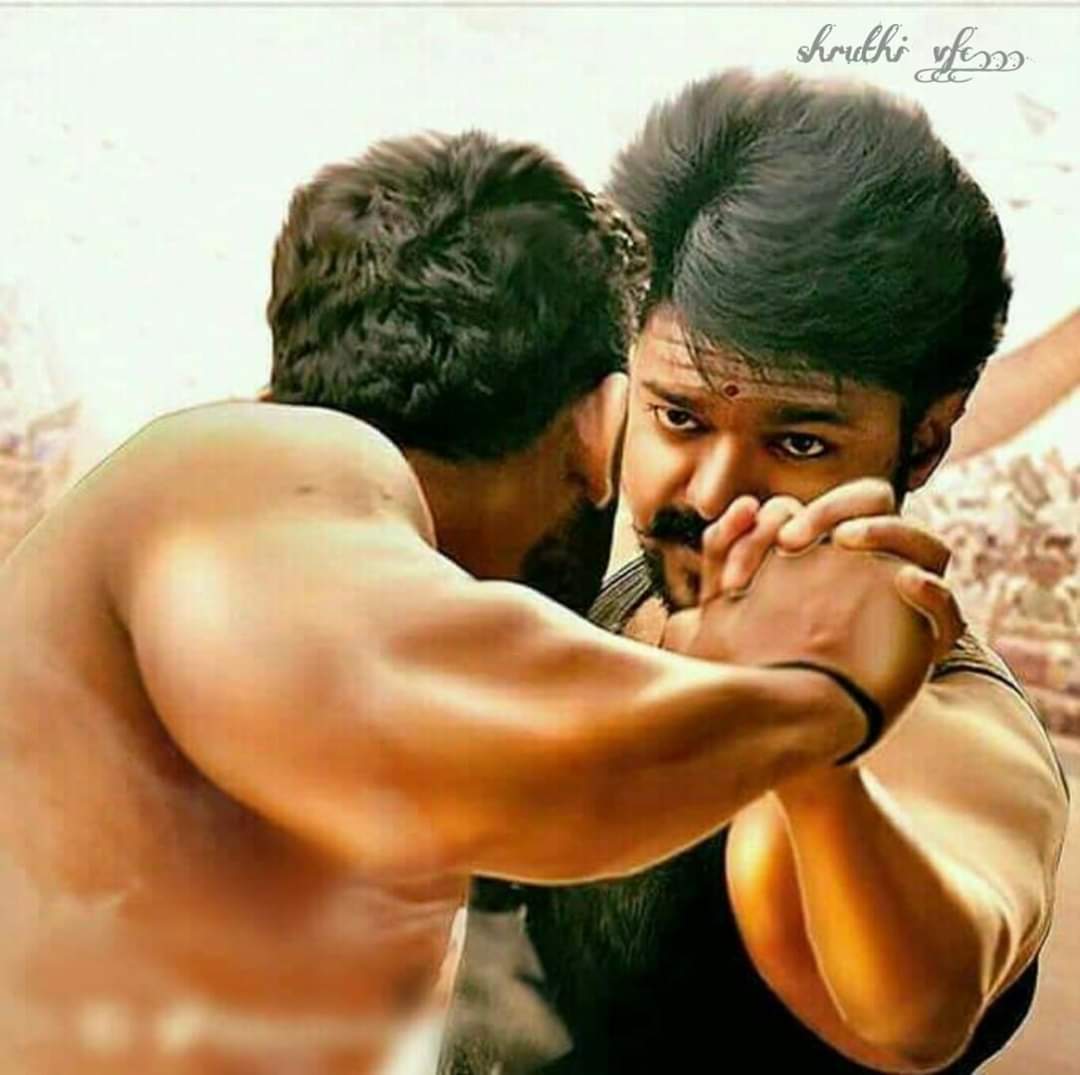 Shru42915433's tweet photo. Fav one😍🔥
#HBDTHALAPATHYVijay 
#HBDTHALPATHYVijay 
#HappyBirthdayThalapathy 
@actorvijay https://t.co/eo46JT9M0K