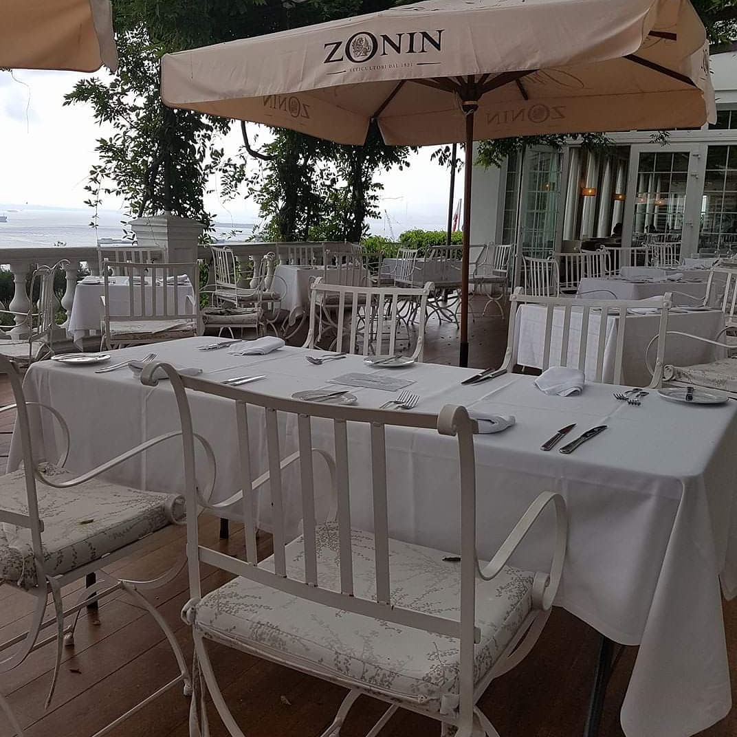 withlove_KB19's tweet photo. What a beautiful spot for a wedding, the terrace at the Rock Hotel, Gibraltar, with free Mediterranean sunsets and view of Africa!
#WithloveKB 💙
#ConamourKB 💙 https://t.co/v83fDtYiBm