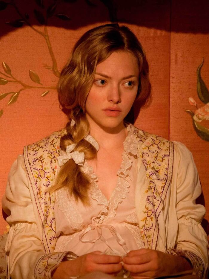 Do you know that Amanda Seyfried was 27 when she played the teenage Cosette in Les Misérables? Now you know 