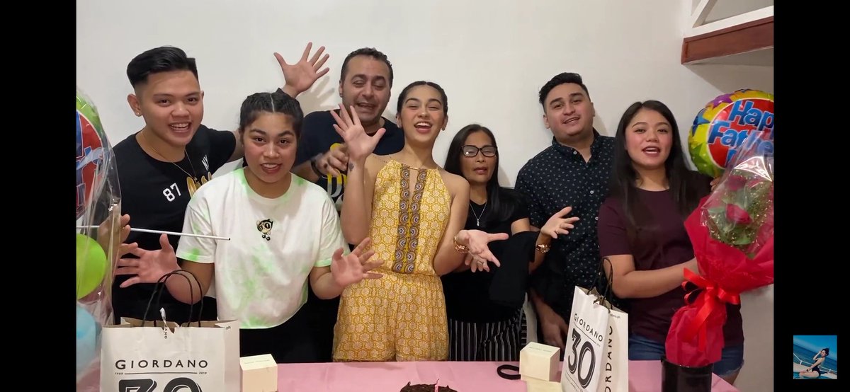 RanchesNhica's tweet photo. panoorin niyo na po ...super solid ng HARAKE FAMILY ...iloveyou all ππ #SOLIDZEBBIES πͺ
@ZeinabHarake11 @ranabelz https://t.co/Y0VLQsoJ0g