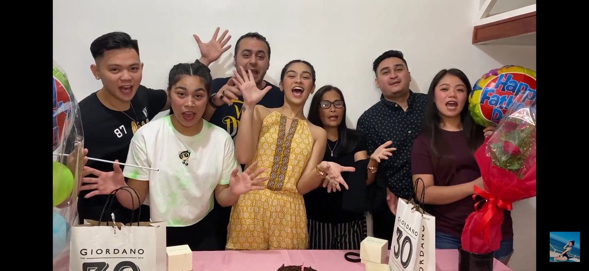 RanchesNhica's tweet photo. panoorin niyo na po ...super solid ng HARAKE FAMILY ...iloveyou all ππ #SOLIDZEBBIES πͺ
@ZeinabHarake11 @ranabelz https://t.co/Y0VLQsoJ0g