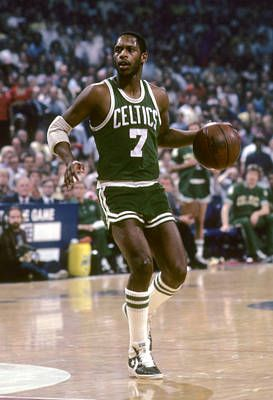 1981 All Star MVP - Tiny Archibald.1981 All Star Game Stats: 9pts, 5rbd, 9ast, 3stl. 57.1 FG%, 33.3 FT%. Archibald has a case as a player who shouldn't be on this list, with many arguing he should have been crowned the 1973 league MVP.