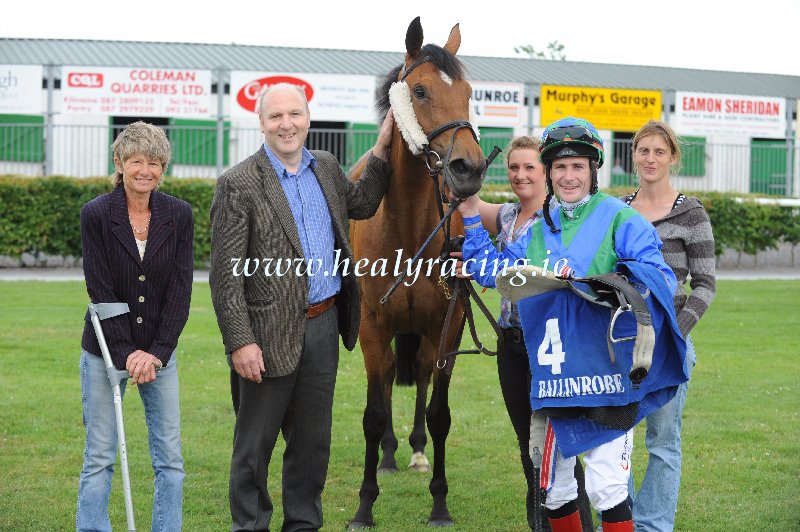 #FromTheArchives 10 years ago today 22-6-2010 @BallinrobeRaces Double on card for @patjsmullen with 'Snap Alam' winning for owner J P Farrell and trainer @PortlesterJo (c)healyracing.ie