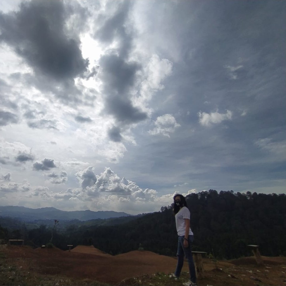 intanzoeme's tweet photo. #FotoProfilBaru https://t.co/C7Jr9efsdQ