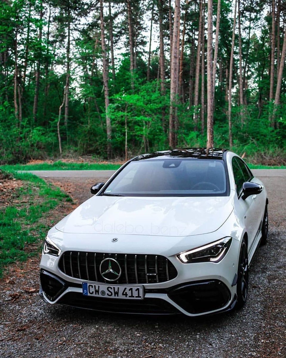 carpxrnpicx's tweet photo. CLA45s AMG || ig: @/dalebo_benz https://t.co/aep5DkDv2B