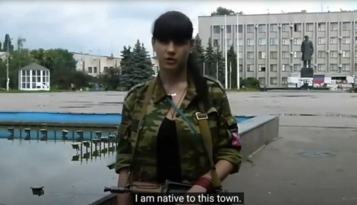 This nice woman from Sloviansk talking about the Ukrainian "junta" is now being used by the defence.