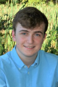 MassBayCommCol's tweet photo. Benjamin Coulombe earned his Associate in Arts degree in Liberal Arts with “absolutely no debt” and he will transfer to UMass Amherst to study journalism in the fall. Click link to find out how he earned his degree his way! #MassBayGrad2020🎓
https://t.co/pQvPbajSVY https://t.co/ZjeOJs4tjG