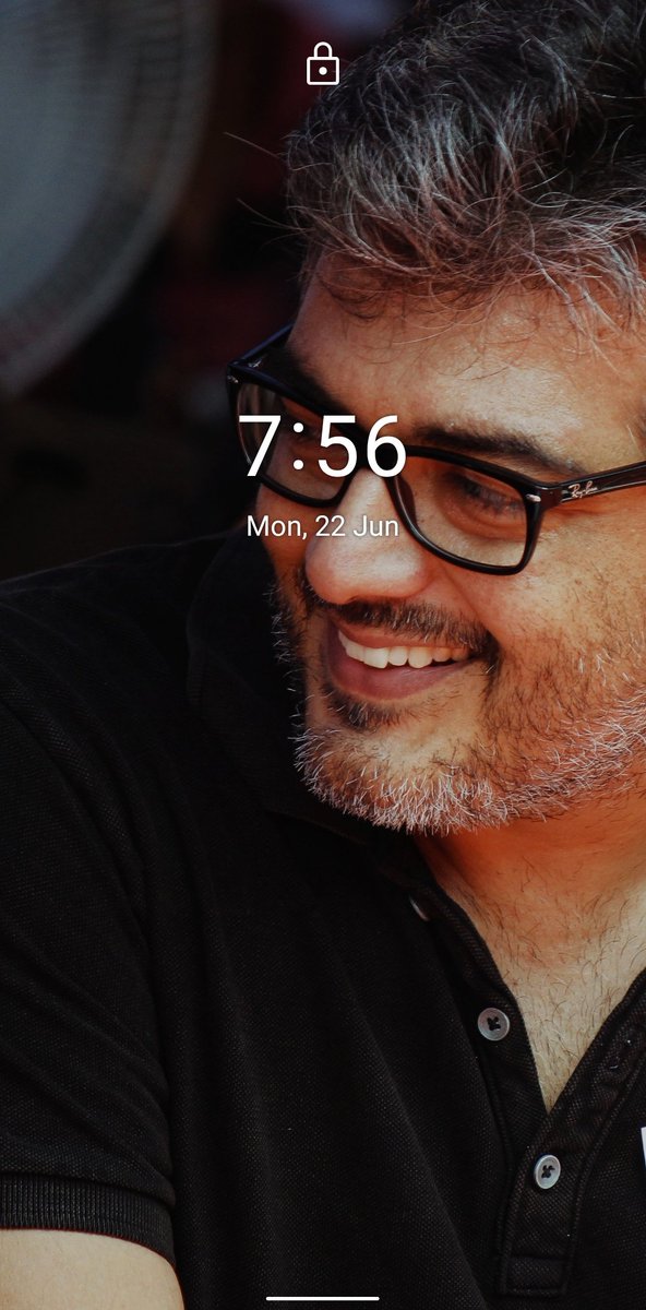 VKOfcl's tweet photo. #NonpareilThalaAJITH #Valimai
My Lock screen ❤️😘 https://t.co/RoTJsYJRfD