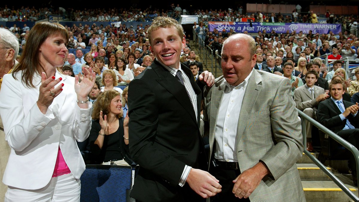 NHLBlackhawks's tweet photo. #OTD On June 22, 2007, Patrick Kane was drafted first overall to the Chicago Blackhawks.

Turned out to be a good pick. #SHOWTIME https://t.co/h3BKsjKcZX
