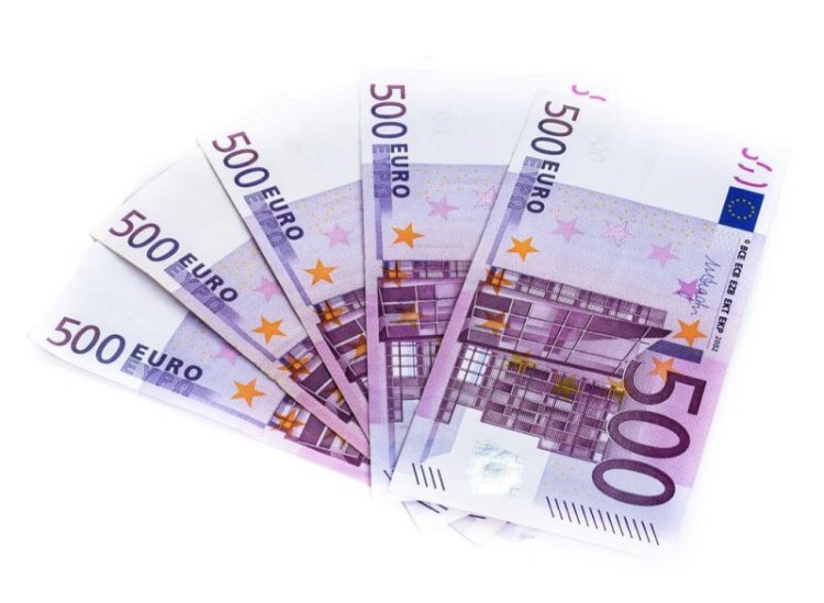 Nagelsalons en kappers worden vaak genoemd als ideale dekmantelbedrijven voor #witwassen. Maar hoe ideaal is die sector voor criminelen? Luister nu onze #podcast over bedrijfstypologieën via amlc.nl/podcasts/  #nagelstudio #kapperszaak #dekmantel