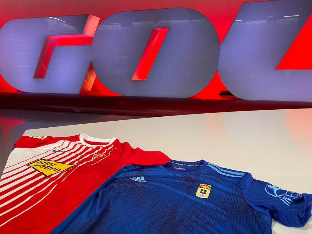 🎁 REGALAZO 🎁

🤩 ¿Quieres ganar la camiseta del <a href="/RealSporting/">Real Sporting</a> o del <a href="/RealOviedo/">Real Oviedo</a>?

❤️ Sigue a <a href="/Gol/">GOL</a> 

🔁 Haz RT

📲 Comenta qué camiseta quieres ganar y un recuerdo del mejor derbi asturiano con #SportingOviedoEnGol 

🏅 Un ganador por camiseta

⌚️ 21:45 PARTIDAZO en GOL