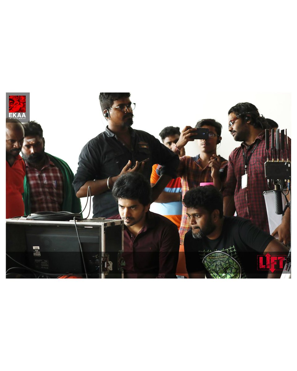 ManojSaravana07's tweet photo. #Lift movie working Stills... It's very awesome 😊 Very Eagerly waiting for #Lift  Wishes to have success ✌️Once again #HBDKavin  @Kavin_m_0431 @Actor_Amritha https://t.co/kkV4ZiuHZa