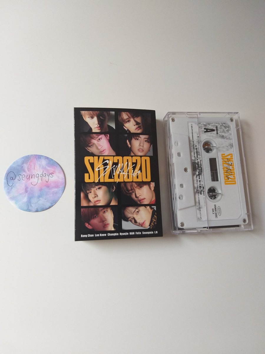 seungdays's tweet photo. want to sell / wts

•stray kids skz2020 limited edition cassette
•opened but unused
•dm me if you are serious about this item and i'll tell you the price
•shipping will depend https://t.co/ggnf2AEDeZ