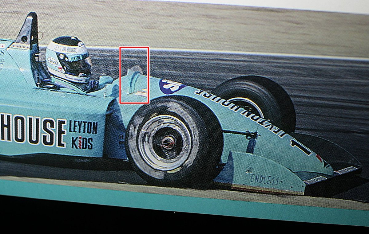 うさｐハウス 相田和与 ローラーt90 50は同年の全日本f3000多くのチームに使用され翌シーズンに外見の近い改良型t91が用意されても不調で継続使用するチームが多かった T Co Zbewi9aida Twitter