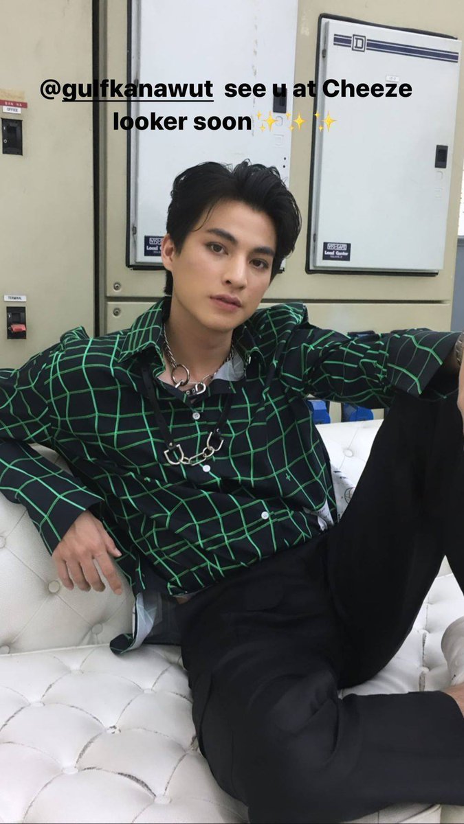 BeautyZuan's tweet photo. #LOfficielLIVExGulf
He has a good fashion sense！ https://t.co/BW1LLNb1Xi