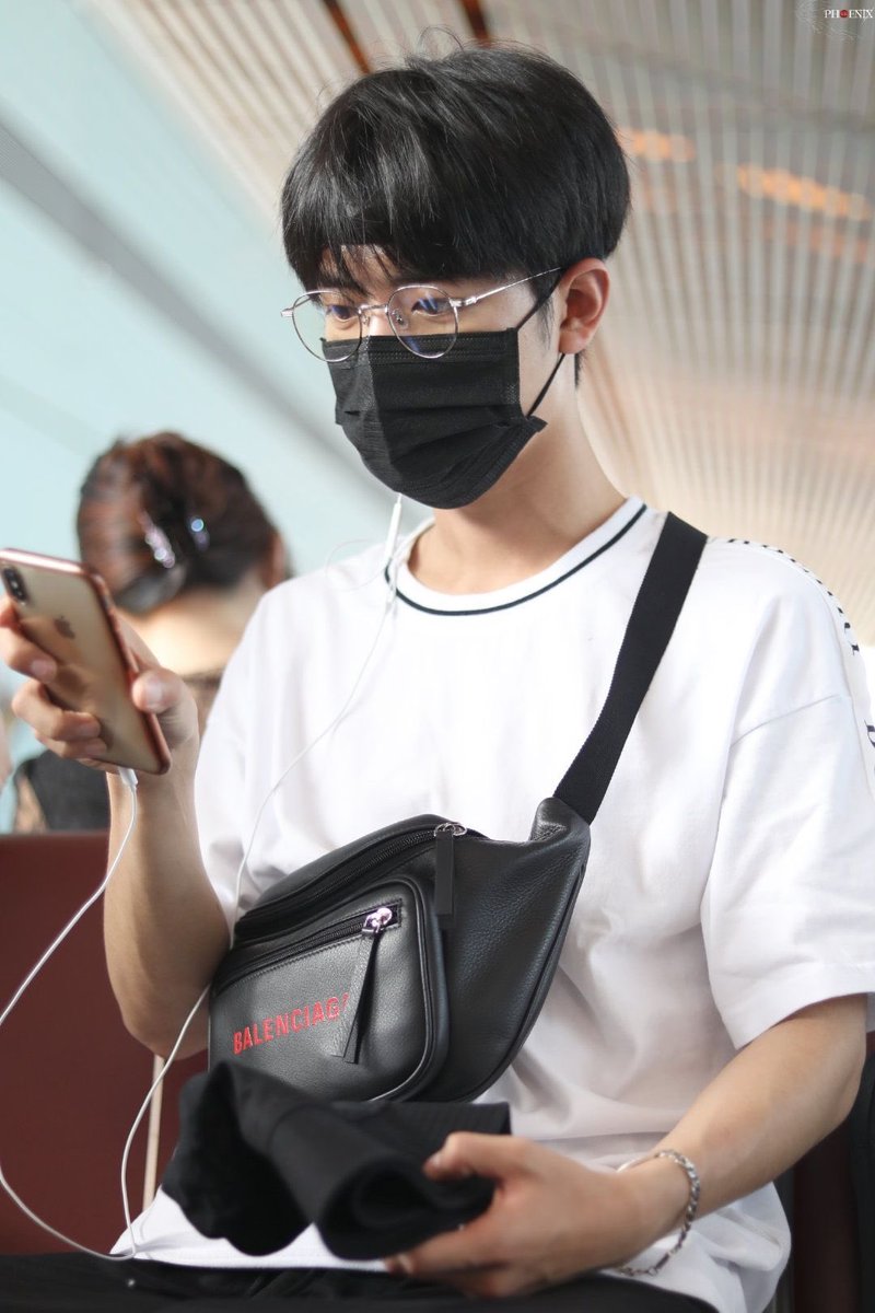 xiao zhan fashion icon