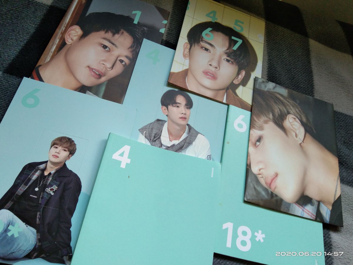 2nd - SHINee 2018 SG Includes PC, Poster, and Notebook of Key and Taemin. As well as Minho's poster.