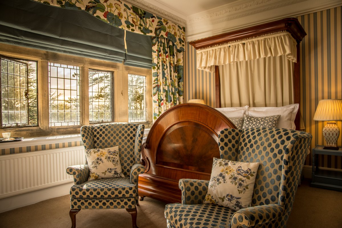 FischersBaslow's tweet photo. We are all counting down the days until we can welcome you safely back to Fischer’s.🍾🍴Reservations are currently available Wednesday - Sun from 15 July.
Book direct to receive our best rates! #FischersBaslow #FoodieBreak #EscapeToTheCountryside #PeakDistrict #MondayMotivation https://t.co/FSwOk9ZT7G