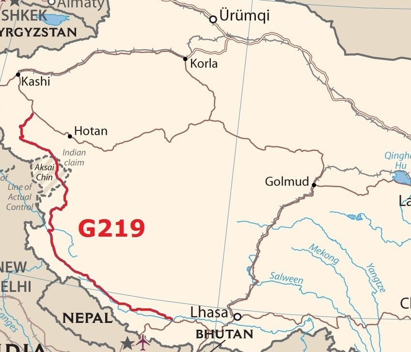 Lepas tu China pun masuk sekaki sebab kawasan timur Kashmir boleh link kan Xinjiang dan Tibet. So China menakluk Aksai Chin di bahagian timur Kashmir, dan sokong Pakistan dalam konflik India-Pakistan di Kashmir.