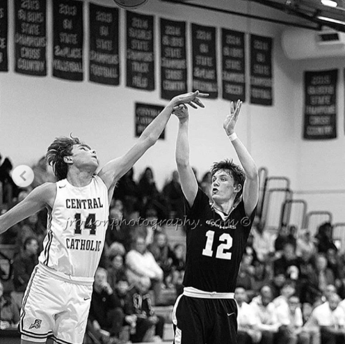 CoachMikeAbra's tweet photo. Amazing Father's Day Gift. Time with my boy and him signing a Letter of Intent to play College Basketball. Gresham All time scoring leader and a great student and kid. Love you Son, keep being Humble and Scoring like you do.💥 https://t.co/b7zkfBfCDL