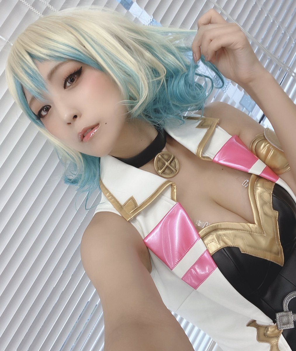 ブレイブ フロンティア・究華の狂鋼機イオニアのコスプレ