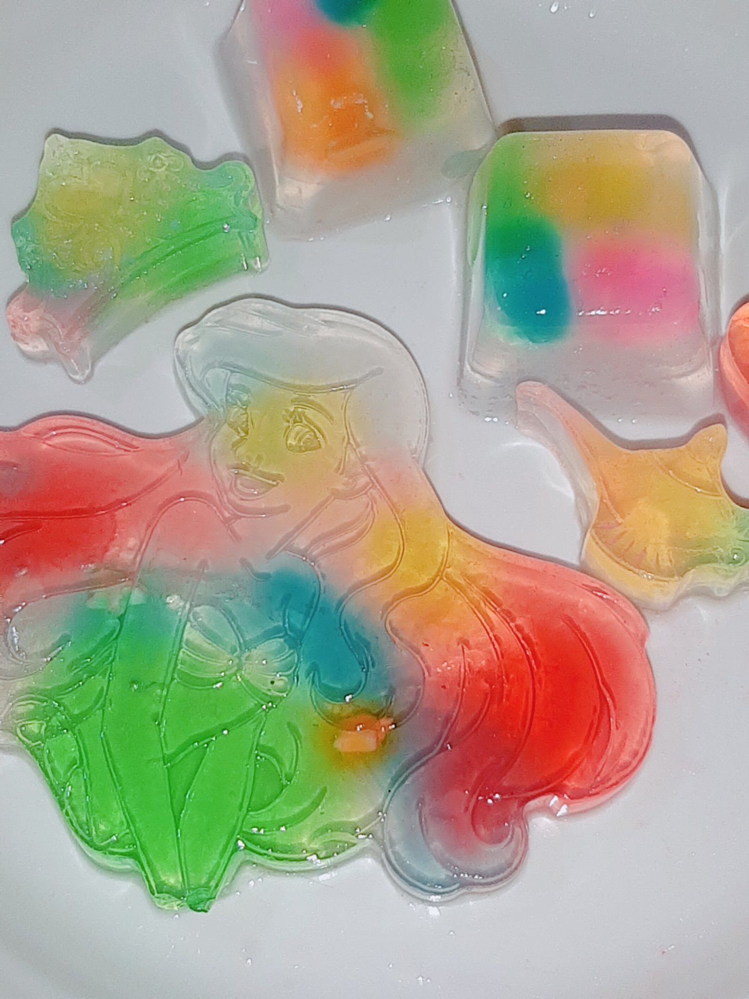 100均 Sweetsレシピ お菓子作りブロガー ダイソープリンセスシリコン型で ゼリーの試作中 ダイソー ディズニー お菓子作り好きな人と繋がりたい