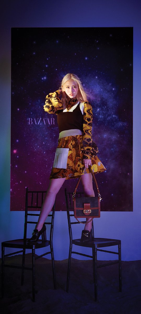 SubjectKpop's tweet photo. Background photos of Momo and Chaeyoung for Harper's BAZAAR July 2020

https://t.co/fy9qsrLgEA

#TWICE #트와이스 @JYPETWICE https://t.co/KWlQzi7D71
