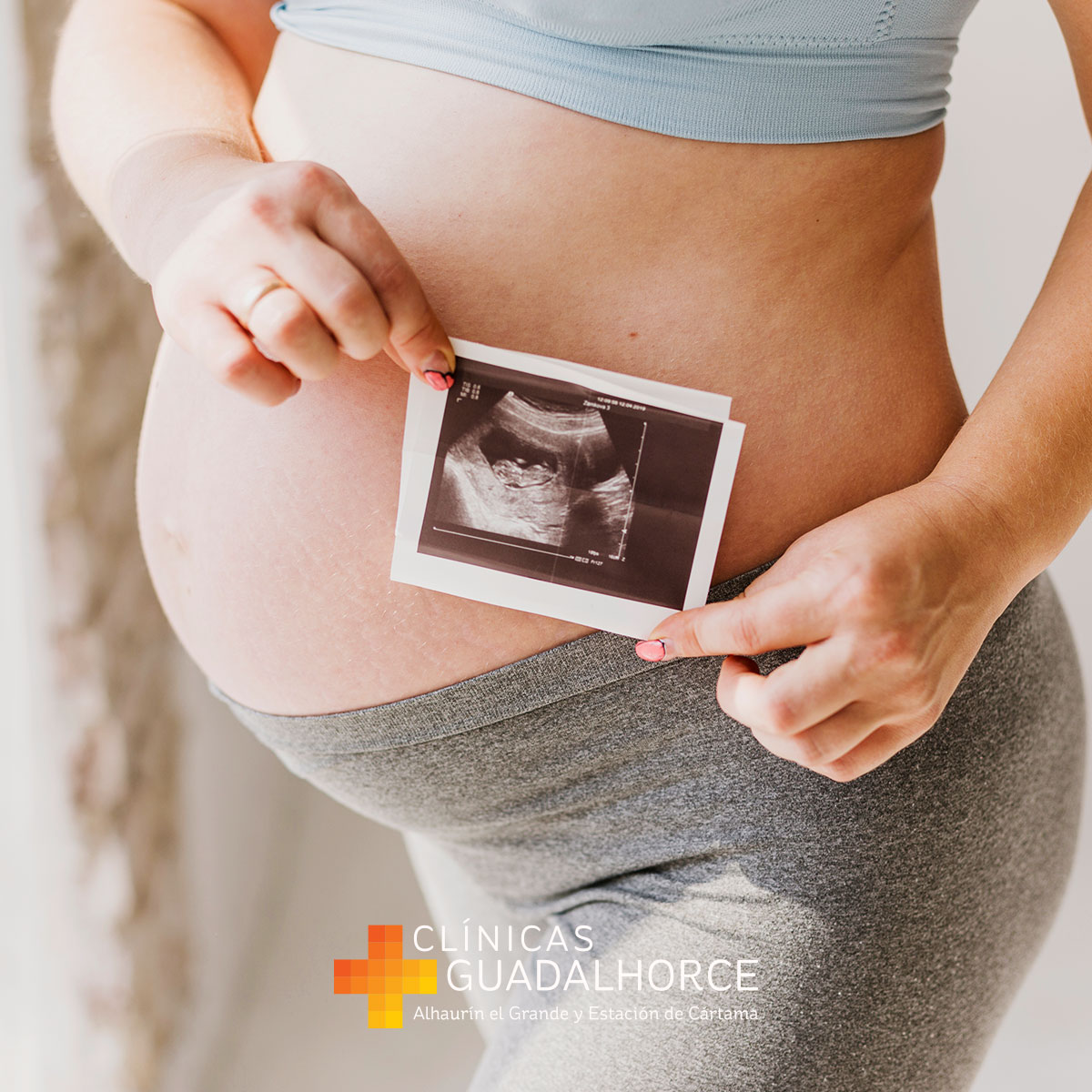 ¿Estás embarazada? 🤰👇⁣
⁣
🔸 Cuida de tí y de tu #bebé acudiendo a un CENTRO MÉDICO SEGURO para realizarte las revisiones y controles de embarazo. ⁣
⁣
Conoce más ➡️ clinicasguadalhorce.com/ginecologia-ma…
⁣
#SomostuClínica🧡⁣
Reserva tu cita ☎️ 952 499 023⁣
⁣
#Ginecólogo #Ginecología