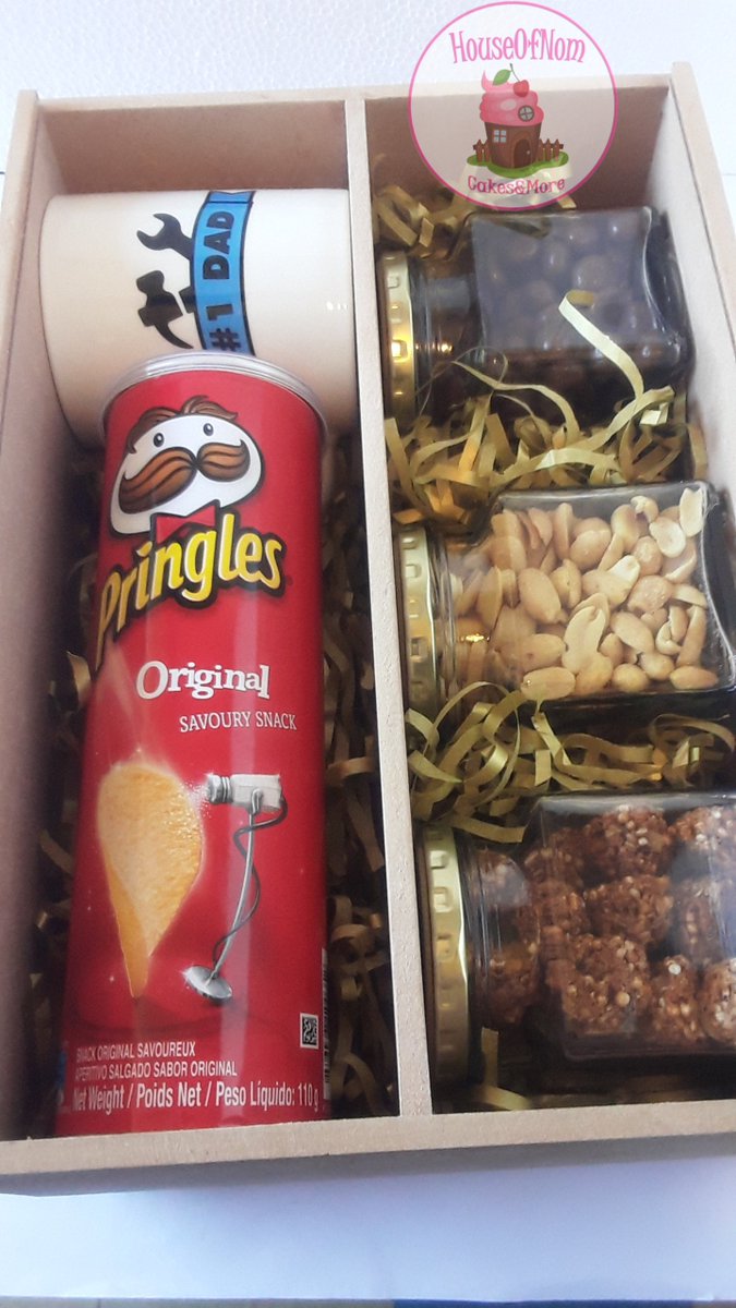 HouseOfNom1's tweet photo. Soecial edible gifts @HouseOfNom1 
For more info WhatsApp 0716170270
#GirlzTalkZa 
#Somizi 
#TaxiShutdown https://t.co/4YxQMM6gez