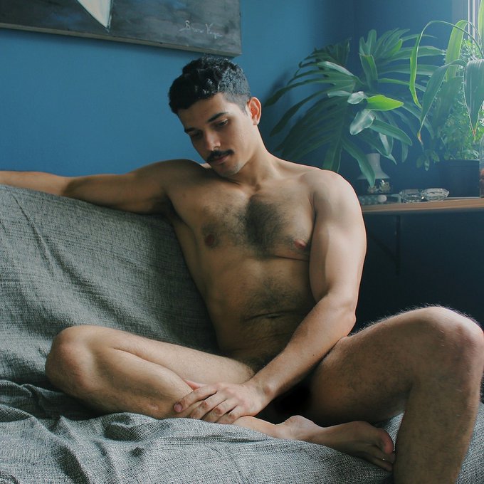 June 22 ????  #ILoveHairyMen #hairsome #hairychest #hairygay #hairyfan #scruff #beardedhomo #beard #hairymen