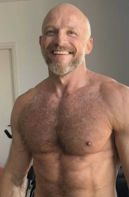 1 pic. June 22 ????  #ILoveHairyMen #hairsome #hairychest #hairygay #hairyfan #scruff #beardedhomo #beard