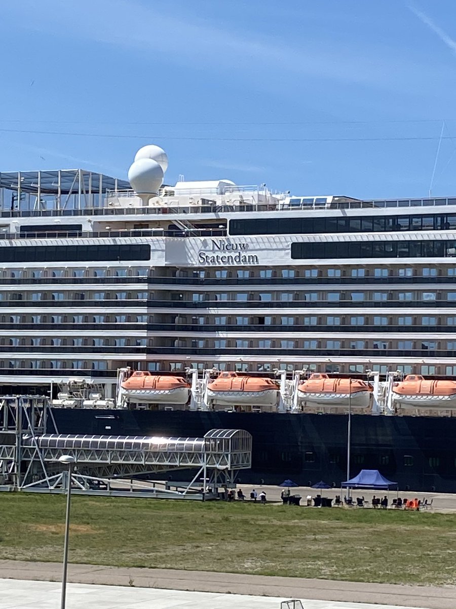 Zeehaven IJmuiden / Port of IJmuiden (@zeehaven) on Twitter photo Vandaag is de Nieuw Statendam (HAL) binnen ivm een technical call. Het cruiseschip is 299 meter en hiermee het langste schip ooit in de havens van <a href="/Portof_IJmuiden/">Port of IJmuiden</a> <a href="/Cruise_IJmuiden/">Cruise Port IJmuiden</a> Vandaag is de Nieuw Statendam (HAL) binnen ivm een technical call. Het cruiseschip is 299 meter en hiermee het langste schip ooit in de havens van <a href="/Portof_IJmuiden/">Port of IJmuiden</a> <a href="/Cruise_IJmuiden/">Cruise Port IJmuiden</a>