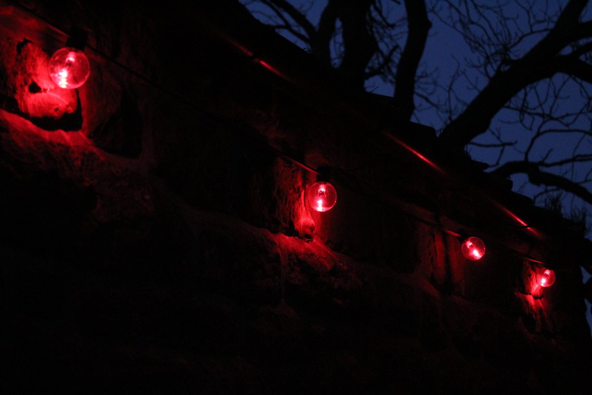 lumisphere's tweet image. Some more images of our NEW Lumisphere® Active RGB festoons. #colourchanging #DMXcontrol #lighting #lightingdesign #festoon #LED #lumisphere #RGB #lights #ActiveRGB #design