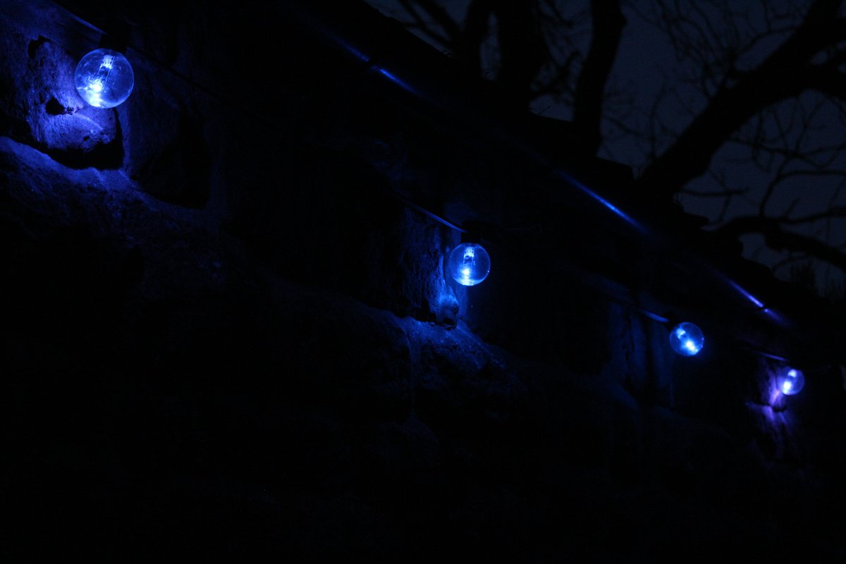 lumisphere's tweet image. Some more images of our NEW Lumisphere® Active RGB festoons. #colourchanging #DMXcontrol #lighting #lightingdesign #festoon #LED #lumisphere #RGB #lights #ActiveRGB #design