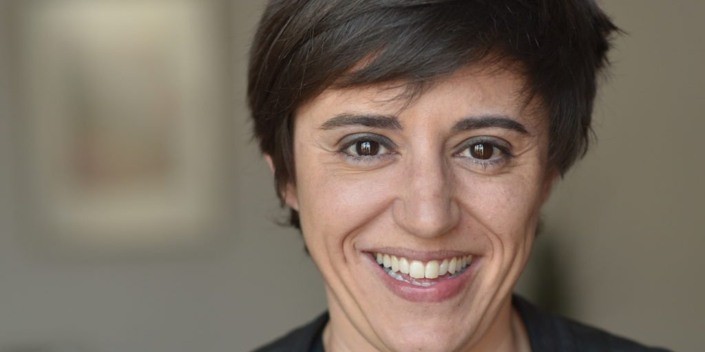 proyectolabrys's tweet photo. ¿Conoces a @irenemilleiro? Es la directora de campañas de https://t.co/XfadkAU3ds
El #LdeLabrys de hoy está protagonizado por esta mujer experta en el uso de las tecnologías de la comunicación para impulsar cambios en la sociedad
¡Abrimos hilo! ⬇️ #Orgullo2020
📸 LB Talks https://t.co/AQqBBHRJf0