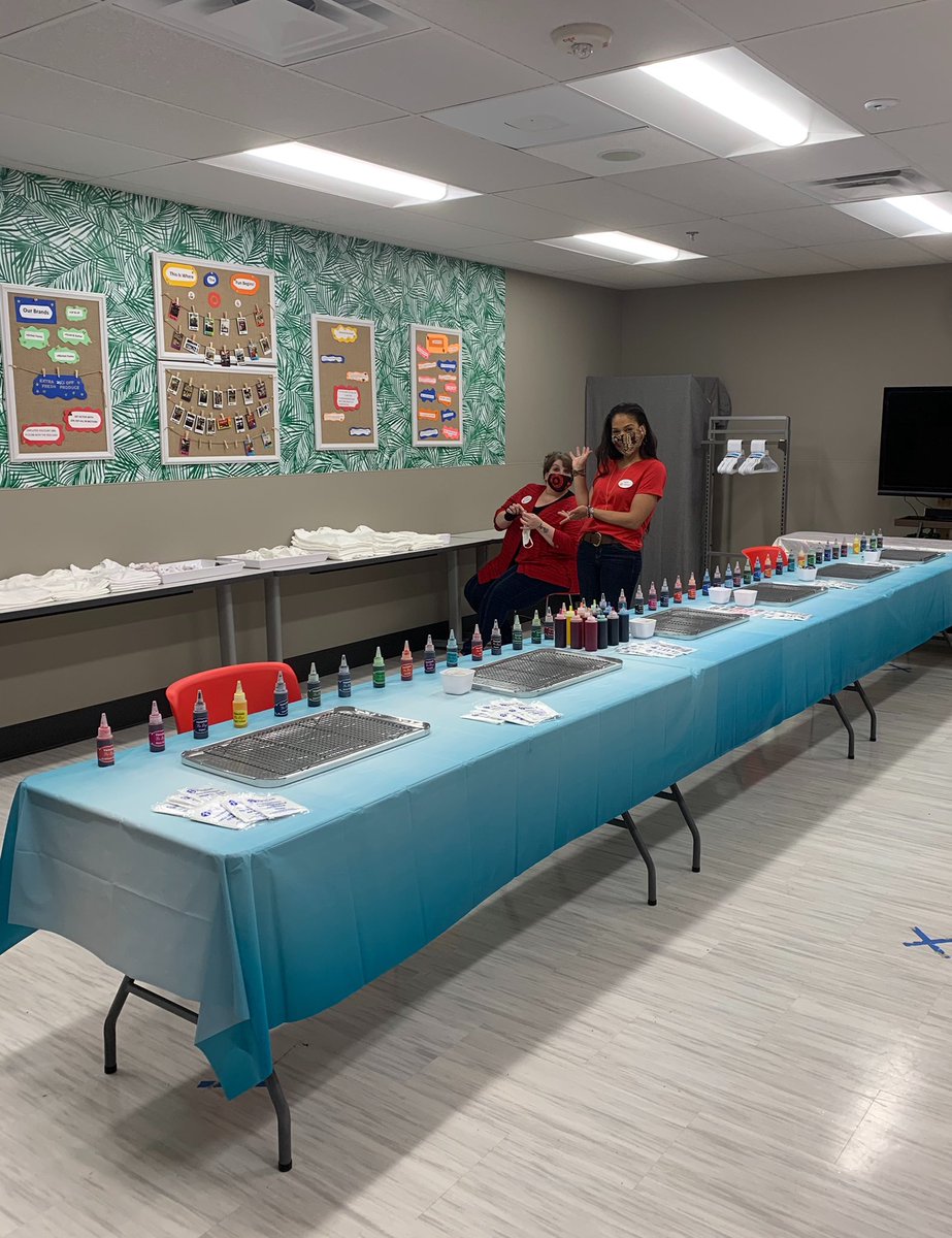 Ashley_TGT's tweet photo. Tie Dye-versity Day was a huge success!! Taking a fun activity and tying it to our core values as recognition from the style team to the rest of store....pulled off by the best HR crew in the biz! 

#WorkSomewhereYouLove #tiedye #recognition #engagement https://t.co/WaKH0rYuY4